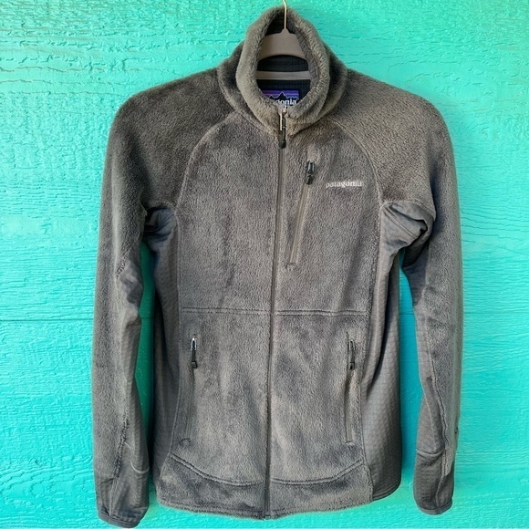 PATAGONIA R3 FLEECE JACKET FORGE GRAY MENS XS WOMENS SMALL EUC - Picture 1 of 7